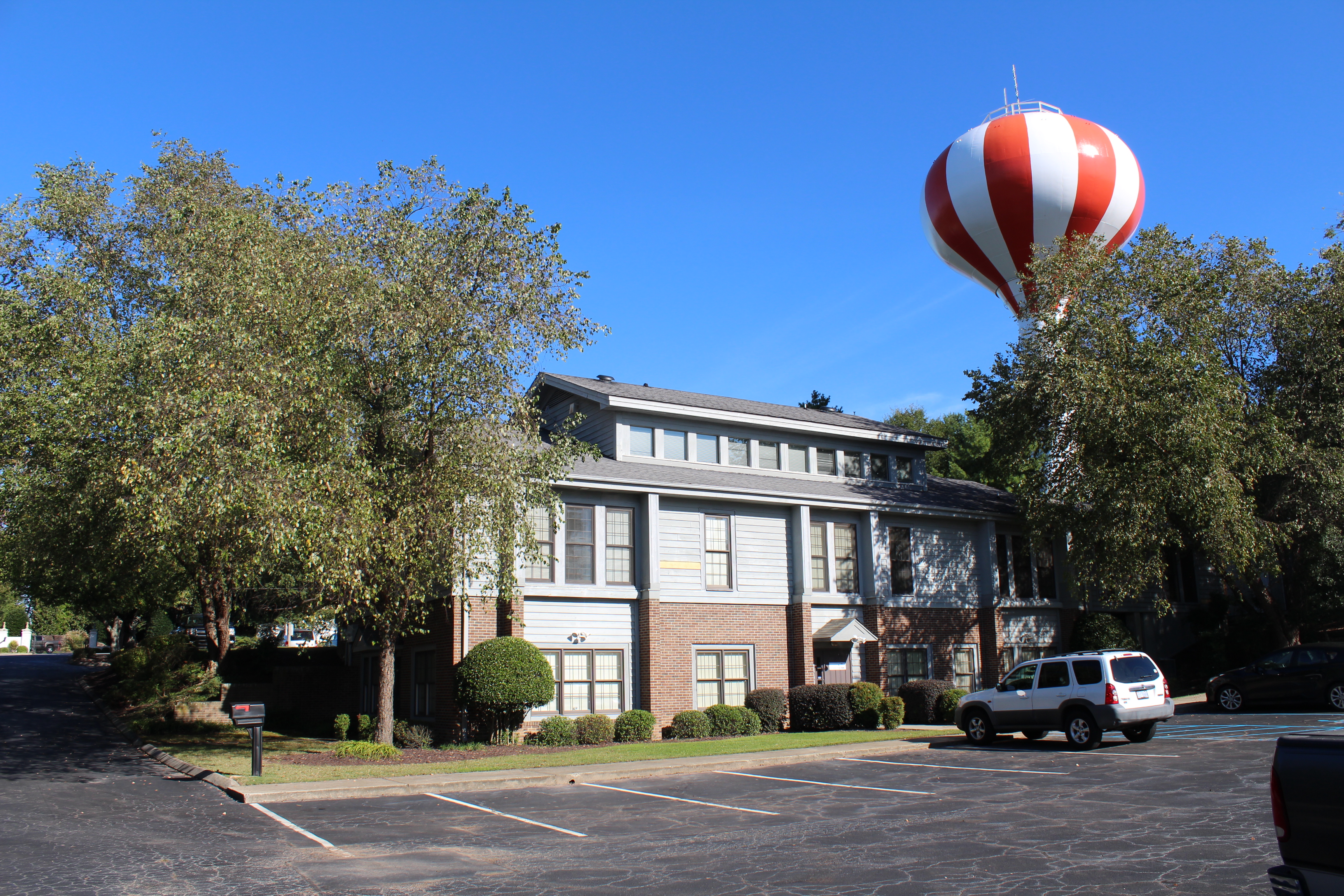 86 VIlla Road Exterior