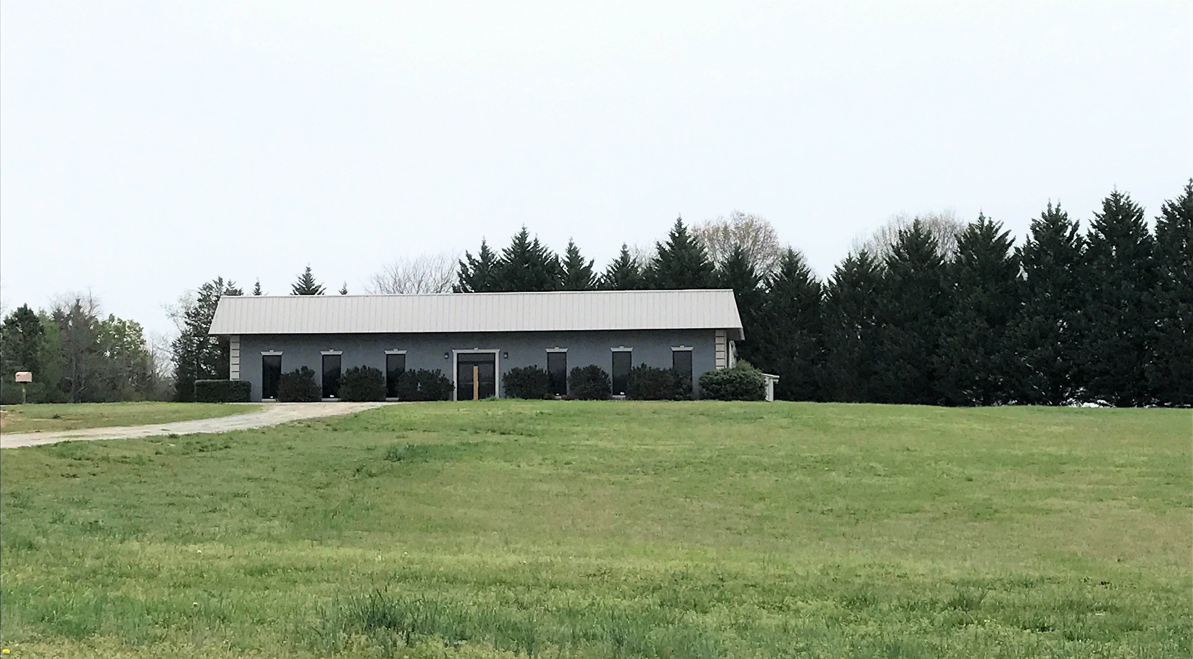 Exterior Photo 2