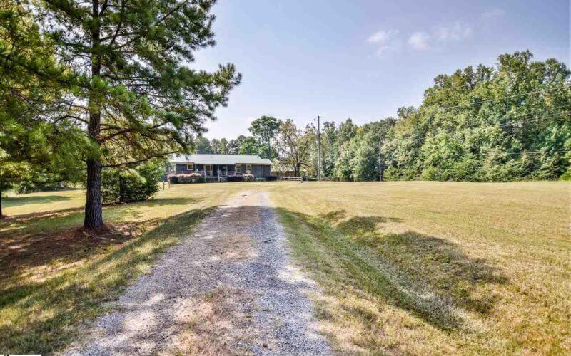 Stonewall Plantation, 680 Bethany Church Road, Laurens, SC 29360